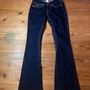 새상품급 TRUE RELIGION 부츠컷 데님 24인치