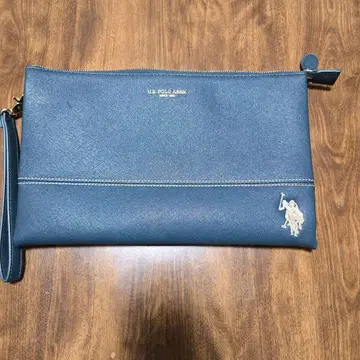 U.S. POLO ASSN. 클러치백 블루