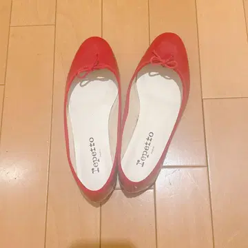 Repetto 에나멜 발레 슈즈 레드