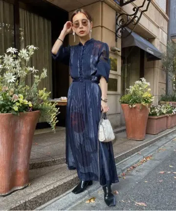 2606034 Ameri ELLA VEIL DRESS 네이비 M 사이즈