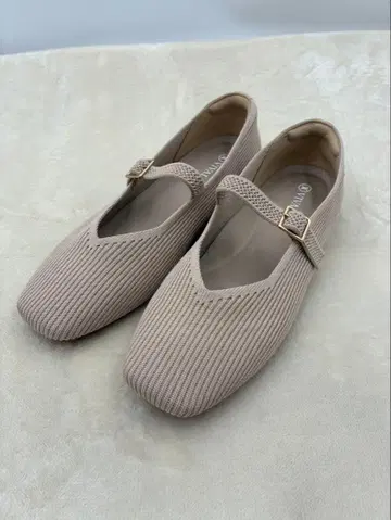새상품급 VIVAIA Margot 메리 제인 39 24.5cm