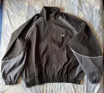 NEW ERA 뉴에라 나일론 자켓 블랙 그레이 M 사이즈