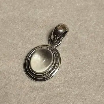 수만다크와 펜던트 탑 크리스탈 나뭇결 금 실버 925