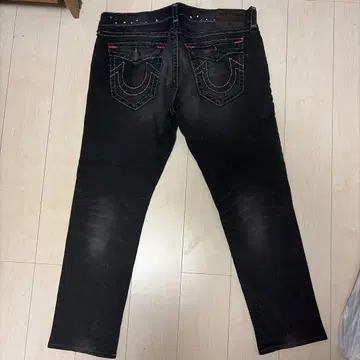 트루릴리전 데님 팬츠 블랙