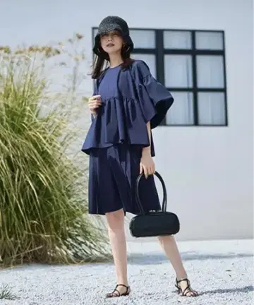 RUIRUE BOUTIQUE 워셔블 미드 썸머 팬츠 셋업 네이비