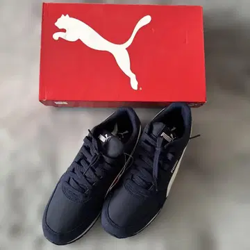 선착순 가격 인하했습니다 새상품 미사용품 PUMA 스니커즈 네이비