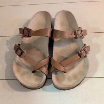 버켄스탁 Birkenstock 브라운 마야리 샌들 24.5cm