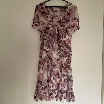 Lest Rose 로즈 패턴 쉬폰 슬리브리스 원피스