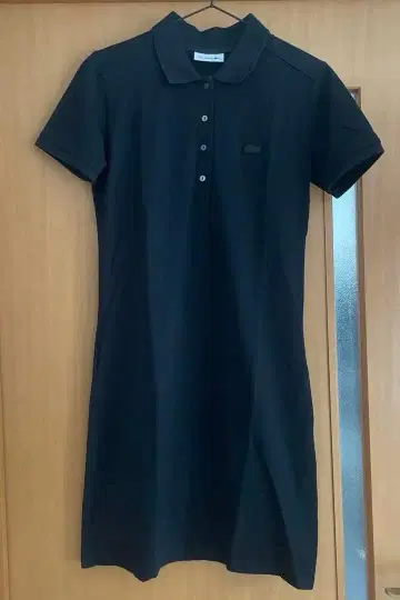 LACOSTE 폴로 원피스 블랙 사이즈 38