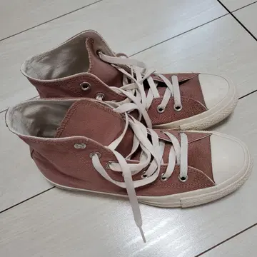 Converse 로고 하트 하이컷 스니커즈 핑크 베이지