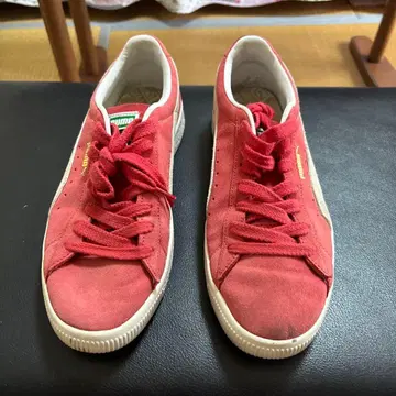 PUMA 스웨이드 스니커즈 레드