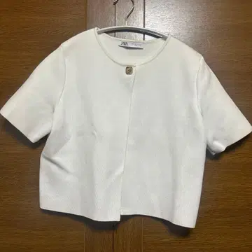 ZARA 노카라 자켓 화이트 M 사이즈