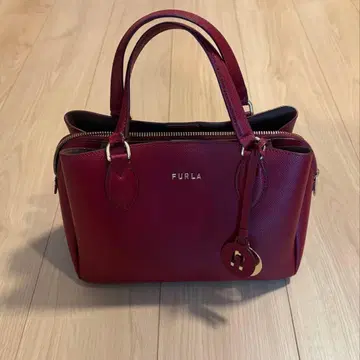 FURLA 고급 레드 백