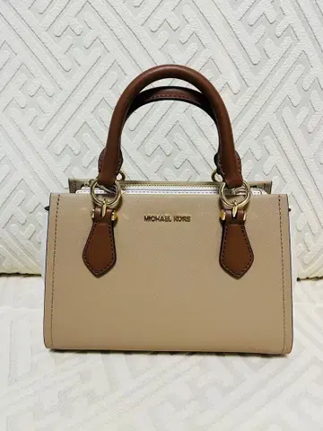 미사용 새상품 MICHAEL KORS 2WAY 숄더백