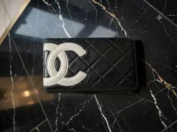 [정품] Chanel Cambon Wallet130만원