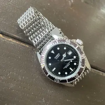 CASIO QUARTZ 10YEAR BATTERY 손목시계