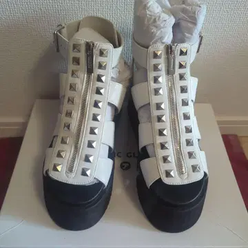 HYSTERIC GLAMOUR 스터드 통굽 샌들