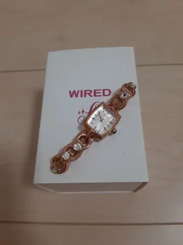 WIRED f 손목시계 본체 핑크 골드