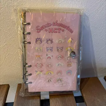 NCT x Sanrio characters 다이어리 수첩