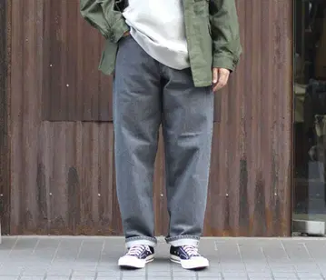 CIOTA 와이드 테이퍼드 데님 그레이