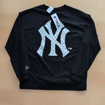 새상품 사이즈 L MLB New York Yankees 긴팔 티셔츠 블랙