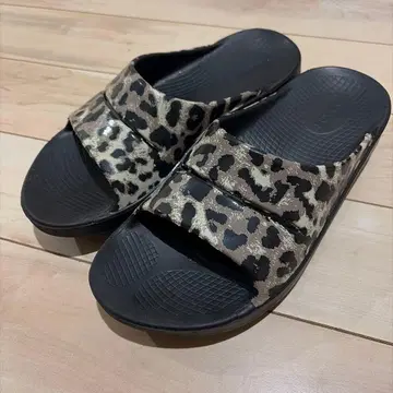OOFOS 우포스 OOahh 리커버리 레오파드 25cm EU39