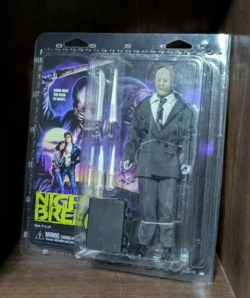 나이트 브리드 미디안 neca 맥팔렌 7인치 피규어