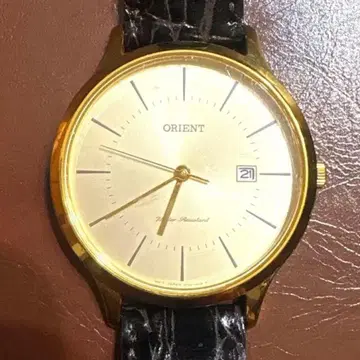 주말 대세일 ORIENT 쿼츠 손목시계 골드 다이얼 블랙 가죽 벨트