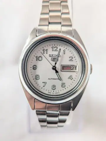 SEIKO 5 자동 와인딩 시계 화이트 다이얼 아라비아 숫자