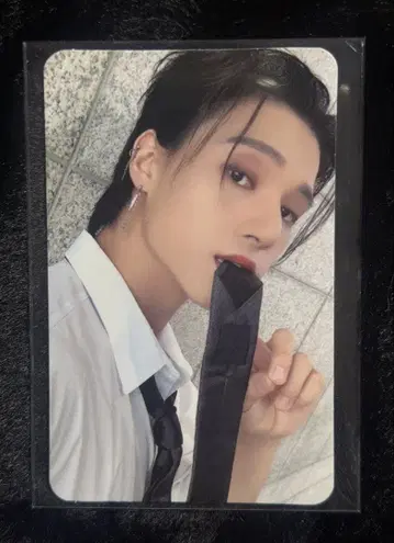 ATEEZ 우영 트레이딩 카드