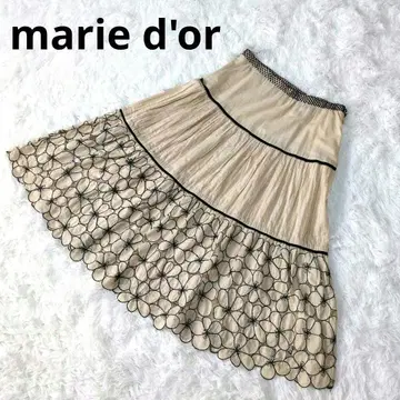 marie d'or 마리도르 플레어 스커트 베이지 꽃 자수 티어드