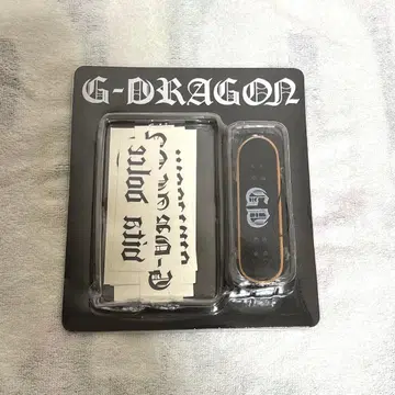 G-DRAGON G Deck 스트랩 키링