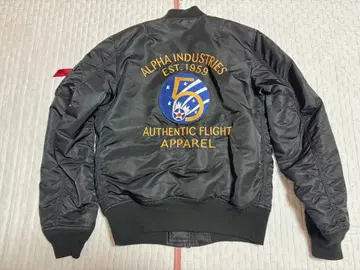Alpha Industries MA-1 플라이트 자켓 블랙