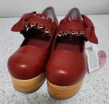시마무라 아오키 미사코 콜라보 펌프스