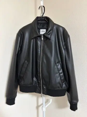 새상품급 ZARA 인조 가죽 봄버 자켓 블랙 XL