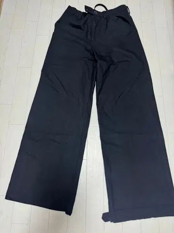 SUNSEA 울 100% 와이드 슬랙스 블랙