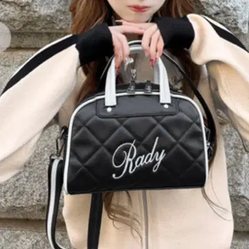 새상품 Rady 퀼팅 숄더백