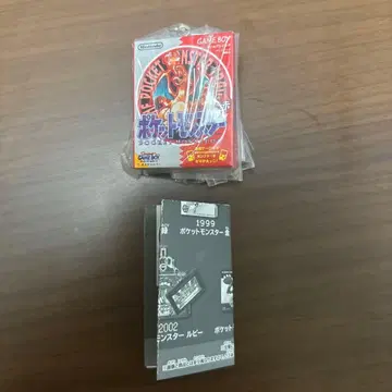 [ 빨간색 레드 ] 포켓몬스터 30주년 패키지 & 게임 카드 키링