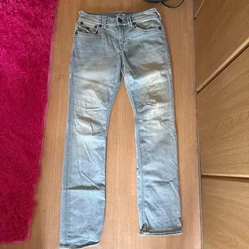 레어 TRUE RELIGION USA 플레어 데님 화이트 스티치 IO