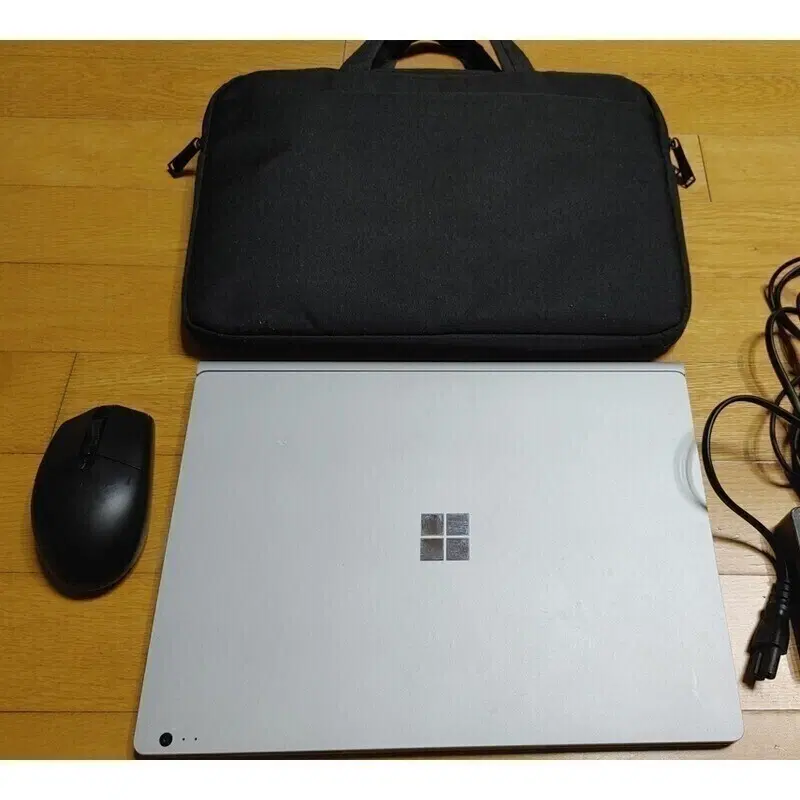서피스북 1세대 i7. SSD 256GB