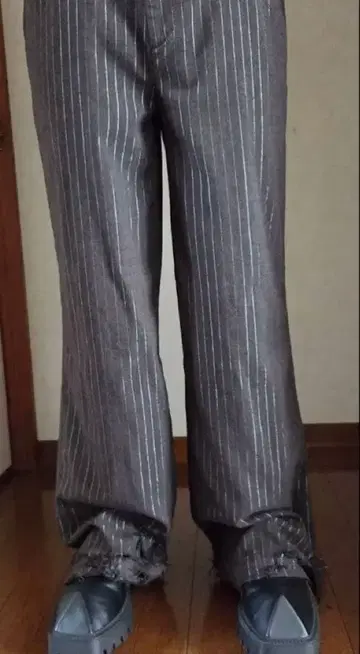 ALEXANDER DIGENOVA 팬츠