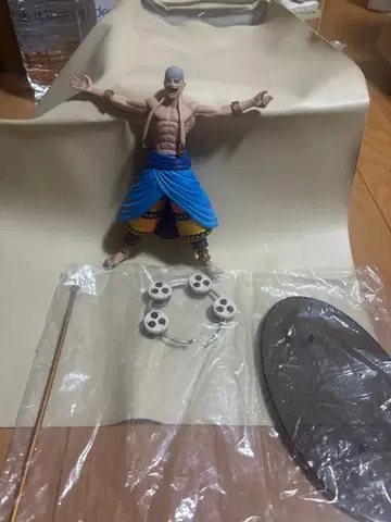 원피스 에넬 피규어