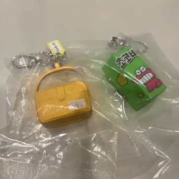 한국 한정판 짱구는 못말려(크레용 신짱) 키링 2종 세트