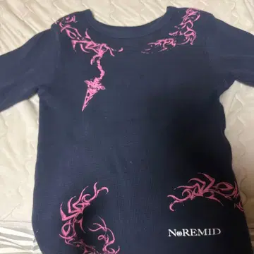 NOREMID 긴팔 와플 티셔츠 핑크 프린트