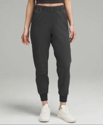 [새상품] lululemon Luxtreme 슬림핏 미드라이즈 조거