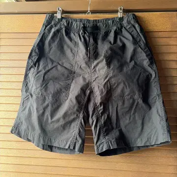새상품급 그라미치 숏팬츠 블랙