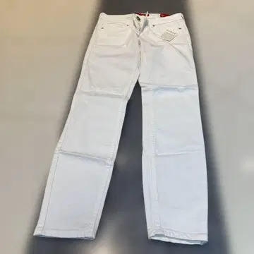 GUESS 화이트 데님 팬츠