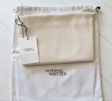 새상품 NOTHING WRITTEN 화이트 숄더 백 택 포함