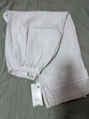 네스트로브 팬츠