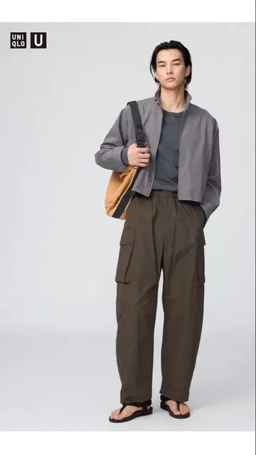UNIQLO U 와이드 핏 카고 팬츠 미사용 새상품